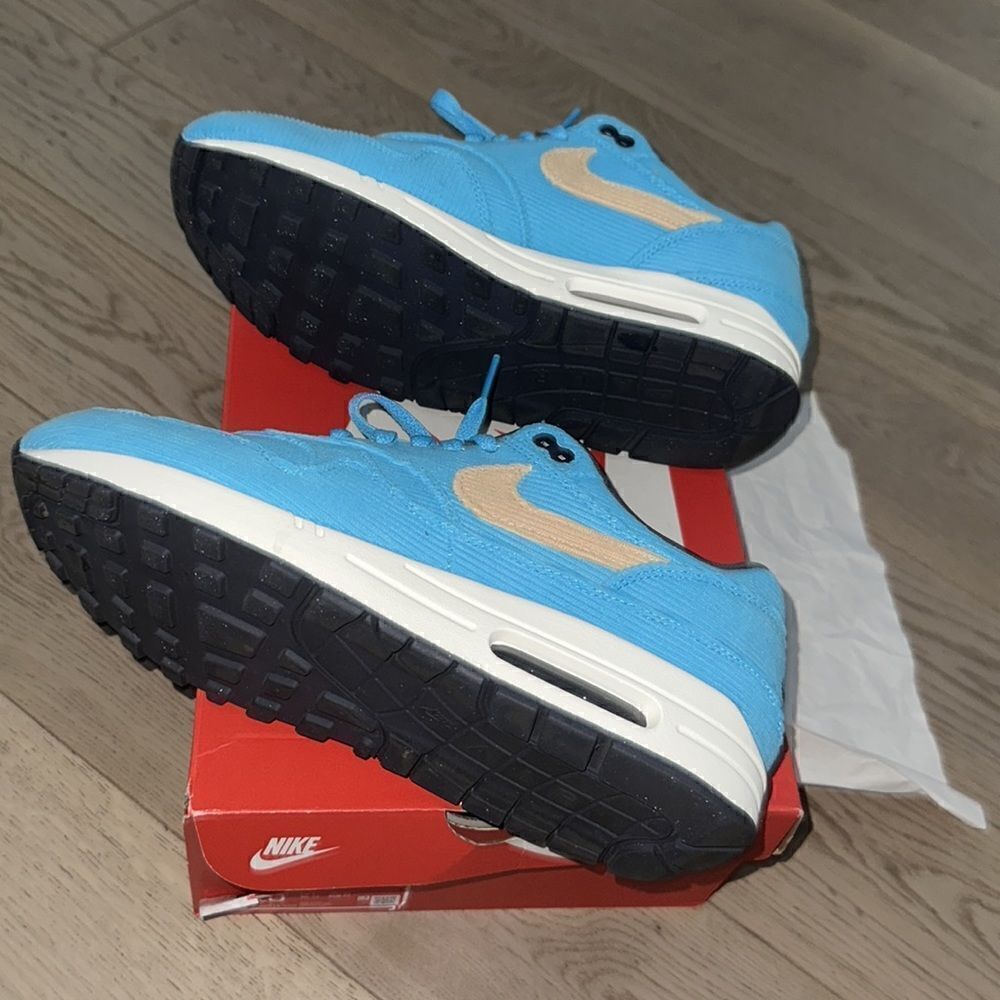 Nike Airmax 1 Premium Corduroy Baltic Blue/Gridiron/Sail/Sesame. Worn once. - Picture 14 of 16